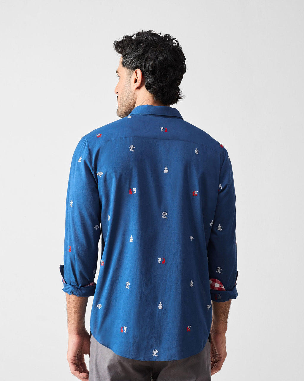 Hakuna Shirt - Dark Blue Embroidered
