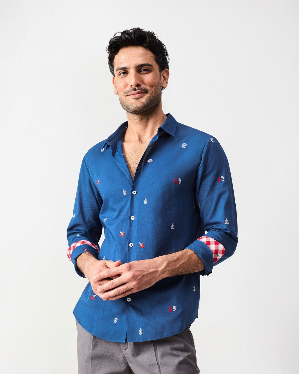 Hakuna Shirt - Dark Blue Embroidered