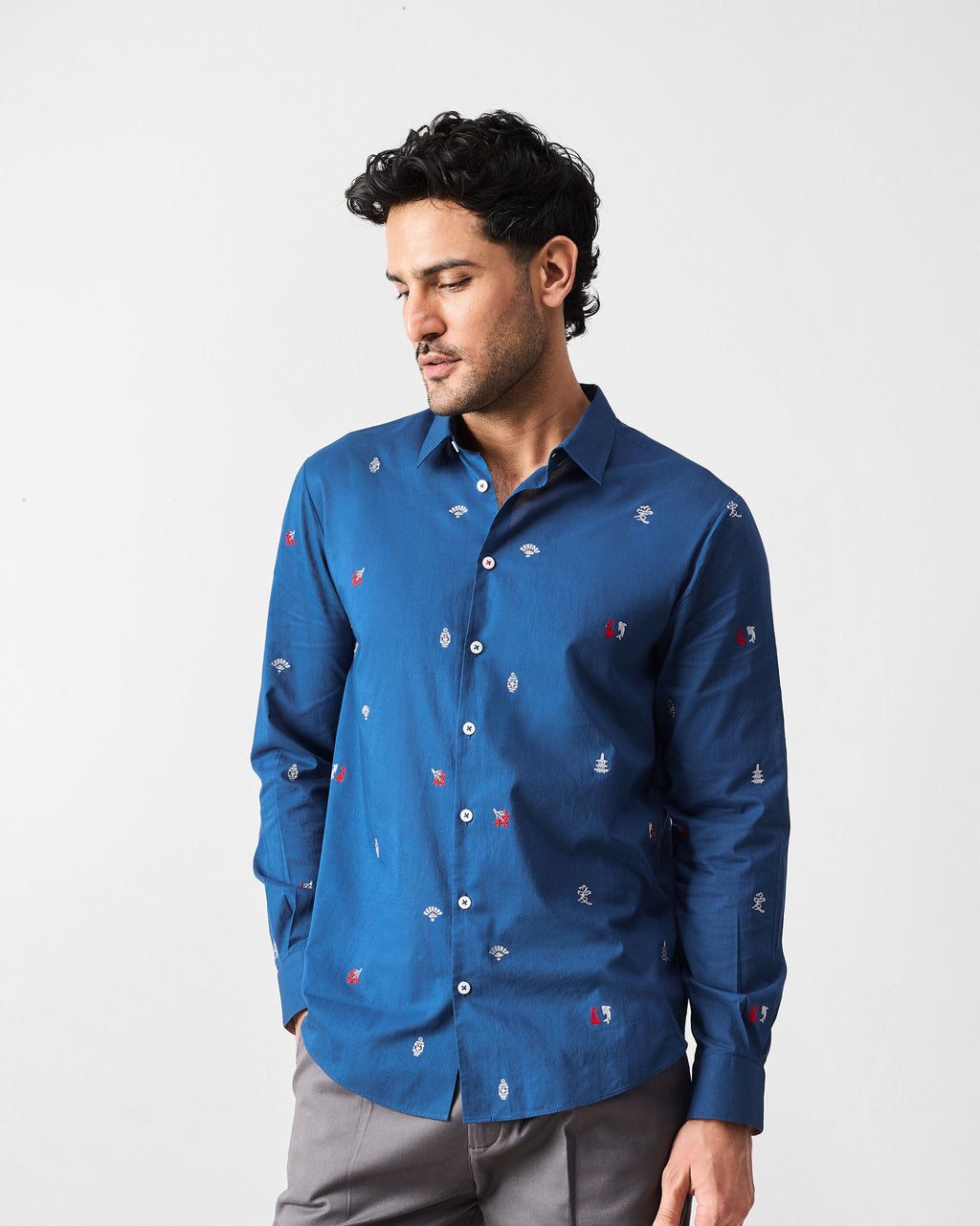 Hakuna Shirt - Dark Blue Embroidered
